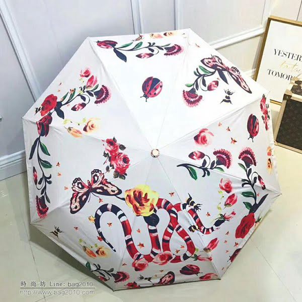 GUCCI古馳傘 早春新款 雨傘 防曬傘 晴傘 蝴蝶蛇 三折 全自動黑膠 防曬晴雨傘   zm1003
